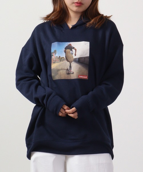 FUNALIVE(ファンアライブ)の「Fleece lining transfer print pullover hoodie / 裏起毛 転写プリント プルオーバーフーディー unisex(パーカー・メンズ・ホワイト/ブラック/ベージュ/ネイビー/ブラウン/杢グレー/ホワイト系/ホワイト系1/ブラック系/ブラック系1・M/L/XL)」の1枚目の写真