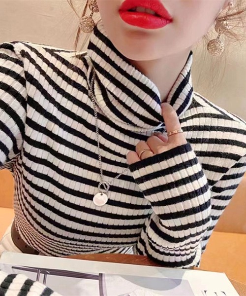 NANEA(ナネア)の「タートルネックボーダーカットソー(Tシャツ/カットソー・レディース・イエロー/ブラック/ホワイト/グリーン/アイボリー・フリー)」の20枚目の写真