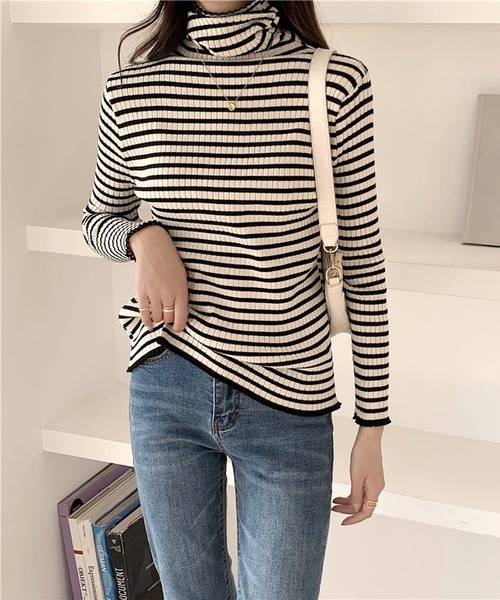 NANEA(ナネア)の「タートルネックボーダーカットソー(Tシャツ/カットソー・レディース・イエロー/ブラック/ホワイト/グリーン/アイボリー・フリー)」の22枚目の写真