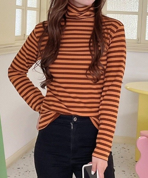 NANEA(ナネア)の「タートルネックボーダーカットソー(Tシャツ/カットソー・レディース・イエロー/ブラック/ホワイト/グリーン/アイボリー・フリー)」の7枚目の写真