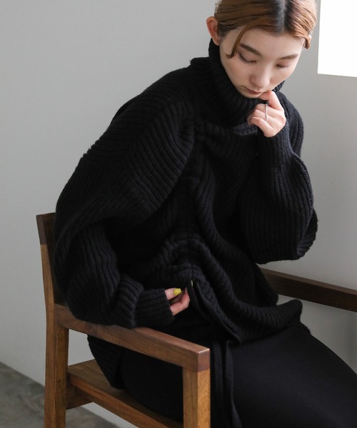 セール】シャーリングデザインタートルニット（ニット/セーター