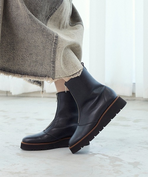 Mode et Jacomo（モードエジャコモ）の「厚底フロントジッパーブーツ（ブーツ・レディース・ブラック/ベージュ・L/S/LL/M）」の18枚目の写真