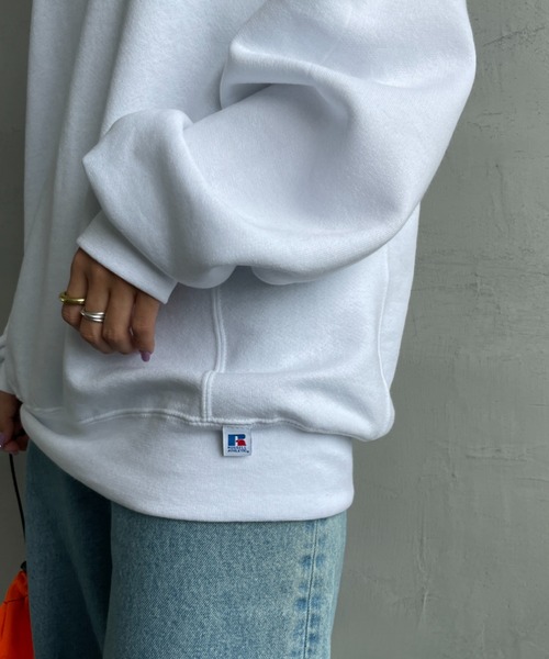 Russell Athletic（ラッセルアスレティック）の「[BERKLEY×RUSSELL ATHLETIC/バークレイ×ラッセル アスレチック] 別注 バックプリントスウェット（スウェット・レディース・ブラック/ホワイト・M/L）」の14枚目の写真