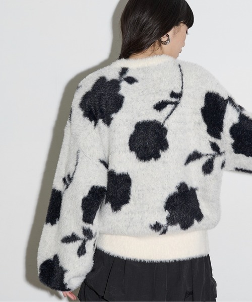 Erika様！美品　ファーファー　フラワージャガードリブプルオーバー　2023 THE YOn（ザヨン）の「フラワージャガードフェザーニットプルオーバー