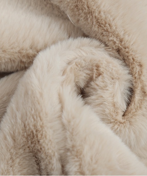 SUGAR BISKET（シュガービスケット）の「エコファーペプラムベスト（ベスト・レディース・チャコールグレー/ベージュ/ブラック/ブラウン・フリー）」の17枚目の写真