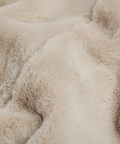 SUGAR BISKET（シュガービスケット）の「エコファーペプラムベスト（ベスト・レディース・チャコールグレー/ベージュ/ブラック/ブラウン・フリー）」の18枚目の写真