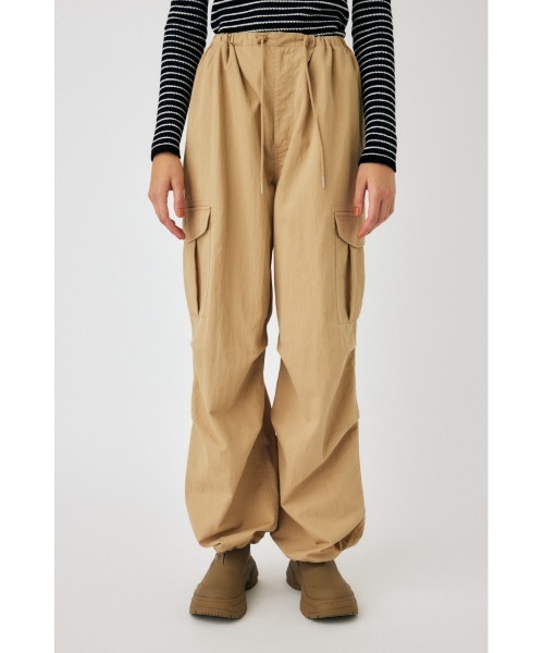 MOUSSY（マウジー）の「UTILITY OVER パンツ（カーゴパンツ・レディース・ホワイト/ライトピンク/グレー/ベージュ・1/2）」の8枚目の写真