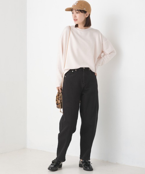 OMNES(オムネス)の「+3℃蓄熱ストレッチ裾ラウンド長袖Tシャツ(Tシャツ/カットソー・レディース・グリーン/ブラック/パープル/アイボリー/ブラウン・FREE)」の13枚目の写真