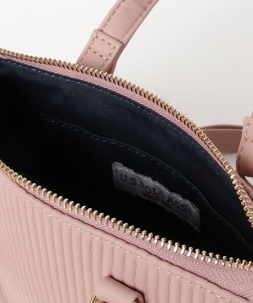 U.S. POLO ASSN.（ユーエスポロアッスン）の「【U.S. POLO ASSN.】プリーツ　ミニトート ショルダーバッグ（ショルダーバッグ・レディース・ピンク/ブラック/グレー/ホワイト・FREE）」の14枚目の写真