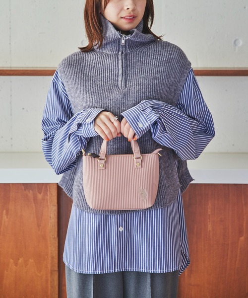U.S. POLO ASSN.（ユーエスポロアッスン）の「【U.S. POLO ASSN.】プリーツ　ミニトート ショルダーバッグ（ショルダーバッグ・レディース・ピンク/ブラック/グレー/ホワイト・FREE）」の11枚目の写真