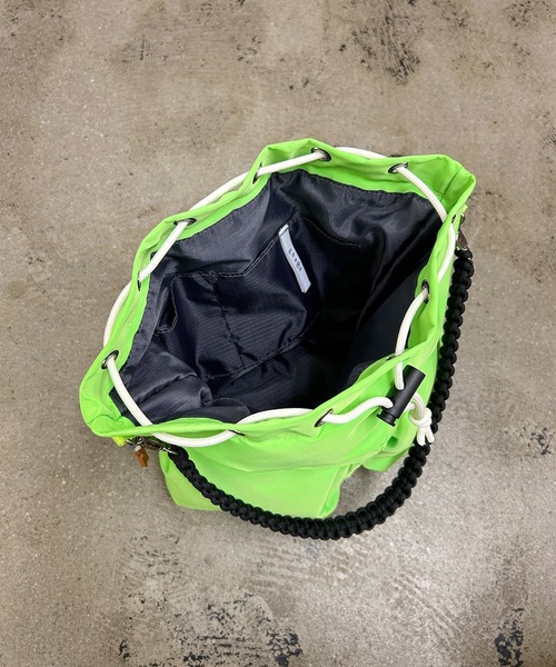 きぃ　2点 EM:cheek kinchaku code 2 way tote 巾着コード2WAYトート