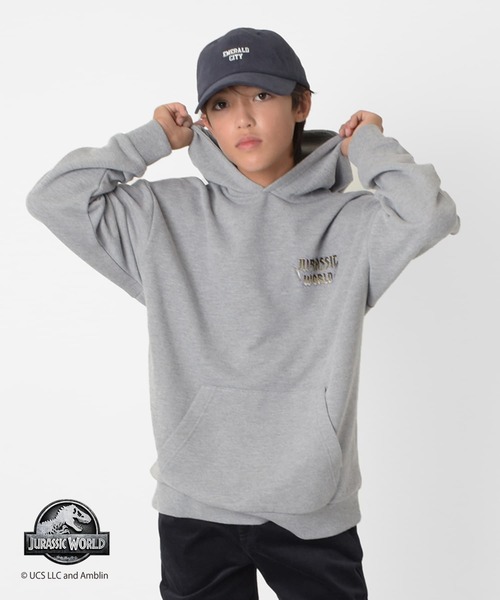 GLAZOS（グラソス）の「【大人向けサイズあり】【ジュラシック・ワールド】ヴィンテージ加工アソート裏毛パーカー（その他トップス・キッズ・チャコールグレー/グレー・140cm/150cm/160cm/170cm）」の2枚目の写真