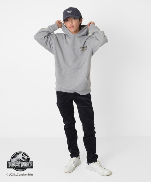 GLAZOS（グラソス）の「【大人向けサイズあり】【ジュラシック・ワールド】ヴィンテージ加工アソート裏毛パーカー（その他トップス・キッズ・チャコールグレー/グレー・140cm/150cm/160cm/170cm）」の7枚目の写真
