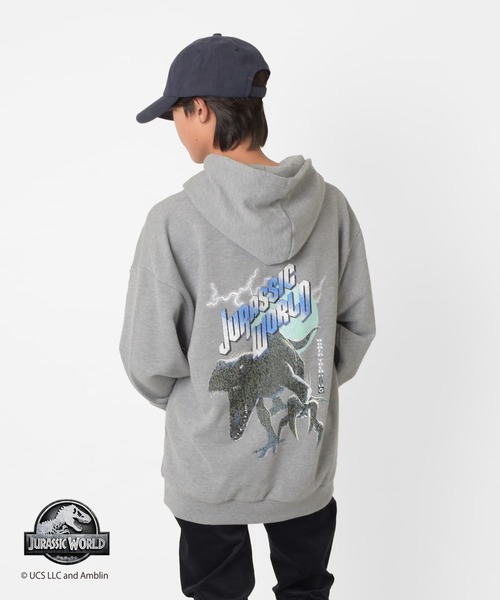 GLAZOS（グラソス）の「【大人向けサイズあり】【ジュラシック・ワールド】ヴィンテージ加工アソート裏毛パーカー（その他トップス・キッズ・チャコールグレー/グレー・140cm/150cm/160cm/170cm）」の6枚目の写真