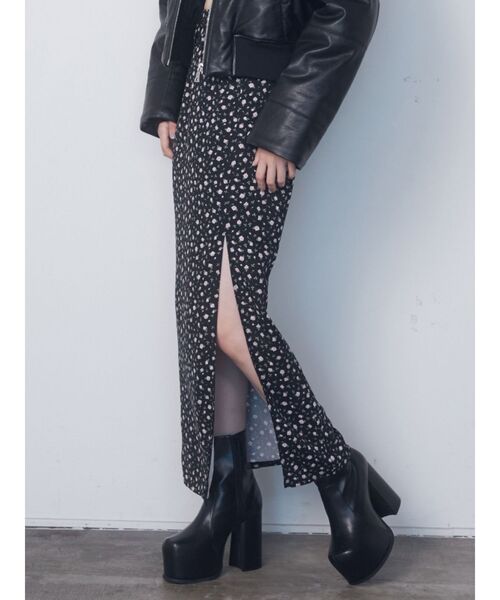 EMODA(エモダ)の「ハイウエストベルトロングスカート(スカート・レディース・ブラック/その他・SMALL/MEDIUM)」の22枚目の写真