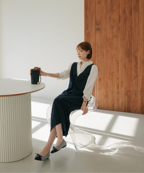 SHOPLIST styled by DHOLIC(ショップリストスタイルドバイディーホリック)の「梨地 ポンチ ストレッチ ディープネック ワンピース(ワンピース・レディース・ベージュ/ネイビー/アイボリー/グレー/ブラック・M/L)」の13枚目の写真