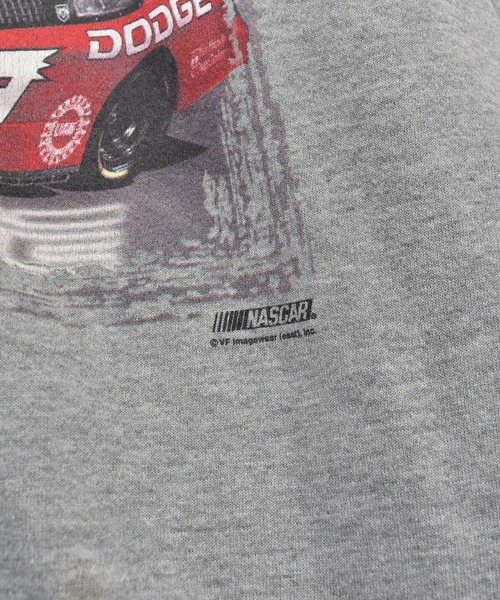 VINTAGE（ヴィンテージ）の「【ヴィンテージ古着】Y2K Bill Elliott レーシングプリント 刺繍 クルーネックスウェット（スウェット・メンズ・グレー・X-LARGE）」の5枚目の写真