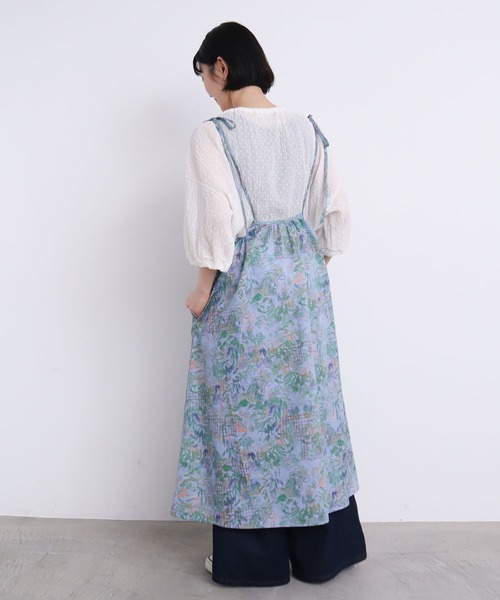 l'atelier du savon(アトリエドサボン)の「●C/温室ひみつきちプリント つりスカート(ジャンパースカート・レディース・キナリ/ブルー・FREE)」の5枚目の写真