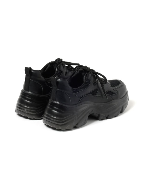 LOWRYS FARM（ローリーズファーム）の「ボリュームスニーカー　994248（スニーカー・レディース・ブラック/ホワイト/シルバー/シルバー系その他/ベージュ/ブラウン・MEDIUM/LARGE/SMALL）」の8枚目の写真