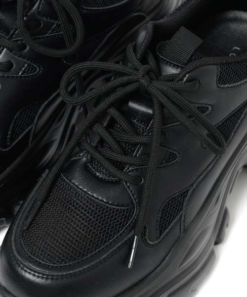 LOWRYS FARM（ローリーズファーム）の「ボリュームスニーカー　994248（スニーカー・レディース・ブラック/ホワイト/シルバー/シルバー系その他/ベージュ/ブラウン・MEDIUM/LARGE/SMALL）」の7枚目の写真