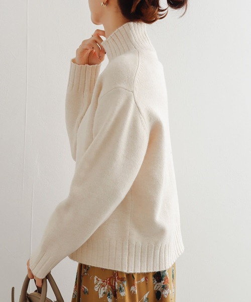 URBAN RESEARCH DOORS（アーバンリサーチドアーズ）の「タートルネックプルオーバー（ニット/セーター・レディース・ネイビー/レッド/ブルー/アイボリー・MEDIUM）」の7枚目の写真