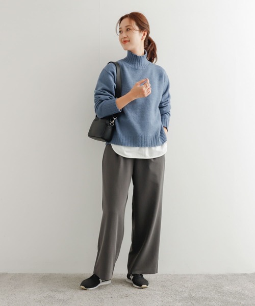 URBAN RESEARCH DOORS（アーバンリサーチドアーズ）の「タートルネックプルオーバー（ニット/セーター・レディース・ネイビー/レッド/ブルー/アイボリー・MEDIUM）」の15枚目の写真