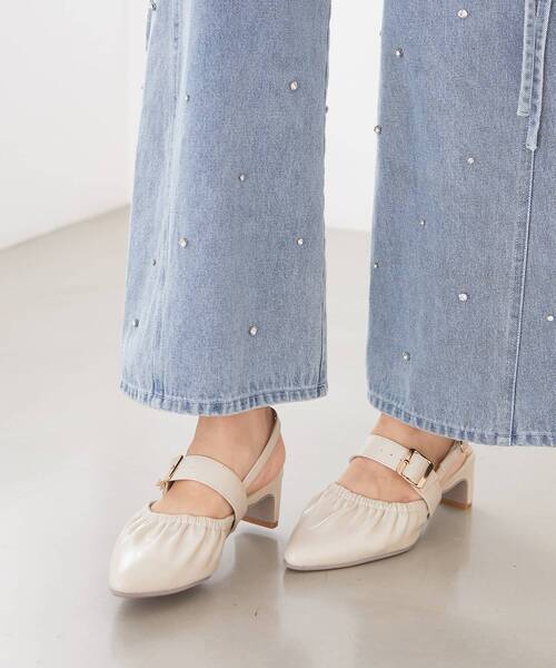 MAJESTIC LEGON(マジェスティックレゴン)の「【WEB限定カラー/XLサイズあり】ふかふかフィットギャザーミュール(パンプス・レディース・シルバー/ブラック/アイボリー・SMALL/X-LARGE/LARGE/MEDIUM)」の5枚目の写真