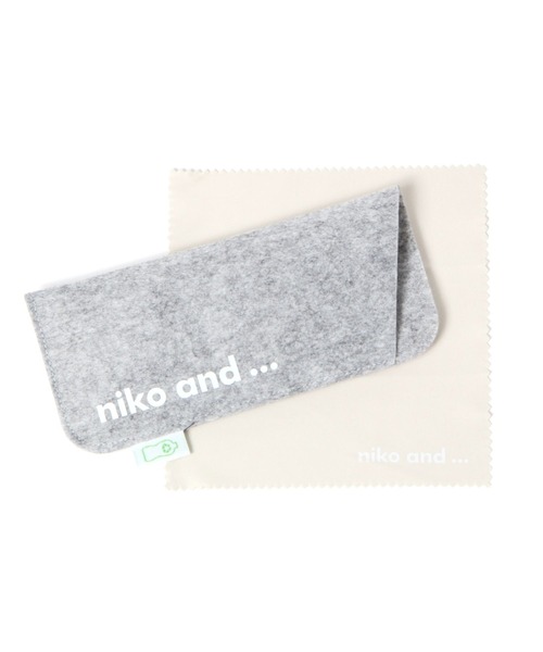 niko and...（ニコアンド）の「オリジナルBIGスクエア伊達メガネ（メガネ・レディース・ブラック/シルバーグレー/ブラウン・FREE）」の15枚目の写真