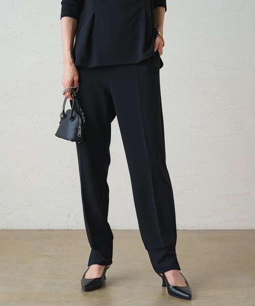 LOUNGEDRESS(ラウンジドレス)の「カットジョーゼットジョグパンツ(スウェットパンツ・レディース・ブラック/ネイビー・SMALL/MEDIUM)」の10枚目の写真
