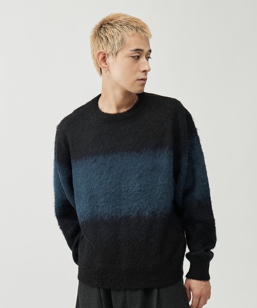 SINSS（シンス）の「Wool blend gradation knit / ウールブレンドグラデーションニット（ニット/セーター・メンズ・ホワイト/ネイビー/ブラック/グリーン/ブラウン/ブラック×グレー/ブラック×ブルー/ホワイト×ブラック/ホワイト×ブルー/レッド・SMALL/MEDIUM/LARGE/X-SMALL）」の22枚目の写真
