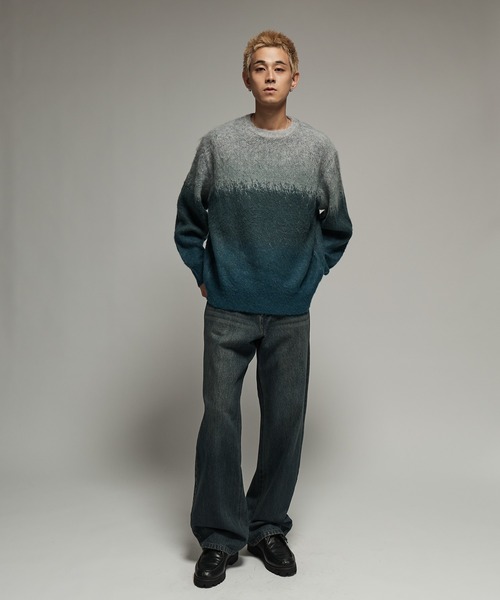 SINSS（シンス）の「Wool blend gradation knit / ウールブレンドグラデーションニット（ニット/セーター・メンズ・ホワイト/ネイビー/ブラック/グリーン/ブラウン/ブラック×グレー/ブラック×ブルー/ホワイト×ブラック/ホワイト×ブルー/レッド・SMALL/MEDIUM/LARGE/X-SMALL）」の17枚目の写真