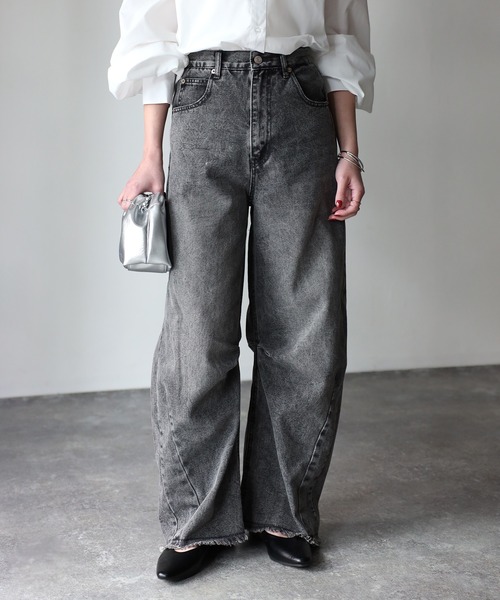 裾フリンジカーブデニムパンツ（デニムパンツ）｜Riberry（リベリー