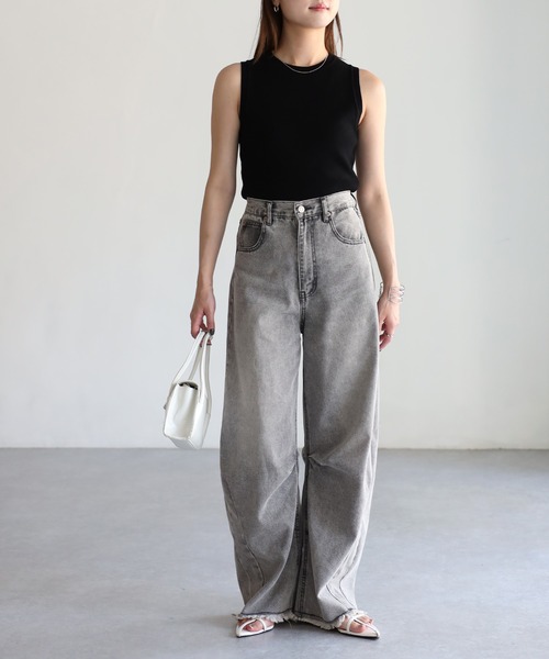 Riberry（リベリー）の「裾フリンジカーブデニムパンツ（デニムパンツ・レディース・ブラック/ライトブルー/グレー/ブルー・MEDIUM/SMALL）」の9枚目の写真