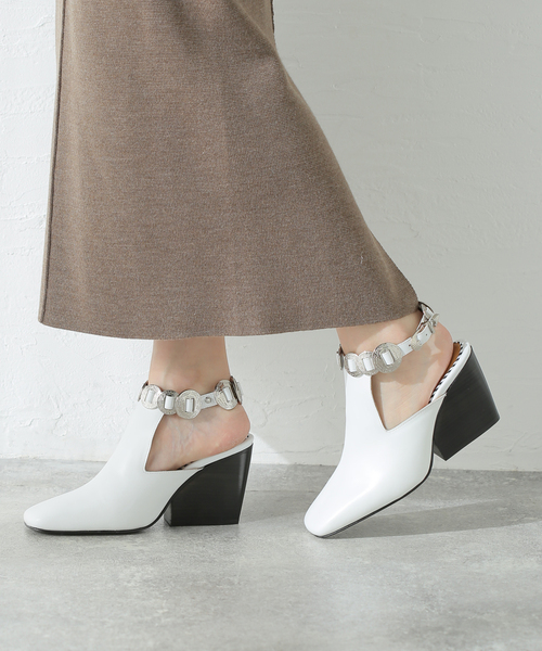 TOGA PULLA（トーガ　プルラ）の「【TOGA PULLA/トーガプルラ】Ankle belt heel サンダル（サンダル・レディース・ホワイト・36/38/37）」の15枚目の写真