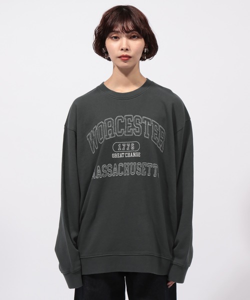 PAGEBOY（ページボーイ）の「カレッジミニウラケBIGスウェット（スウェット・レディース・コーラルピンク/スミクロ/オートミール・FREE）」の16枚目の写真