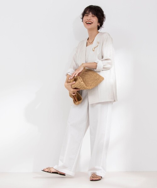 NOLLEY’S（ノーリーズ）の「グロッシーツイル＆ダブルクロスレイヤードキャミソール（キャミソール・レディース・ベージュ/オフホワイト/ブラック・FREE）」の5枚目の写真