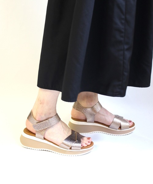 ground green store（グラウンドグリーンストア）の「OH MY SANDALS / 5413 / 本革厚底サンダル（スペイン製）（サンダル・レディース・ブラック/ゴールド/シャンパン・38/37/39/36）」の3枚目の写真