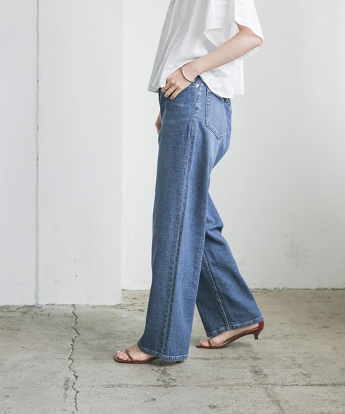 URBAN RESEARCH(アーバンリサーチ)の「綿麻デニムストレートパンツ(デニムパンツ・レディース・ライトブルー/インディゴブルー・38/36/34)」の15枚目の写真