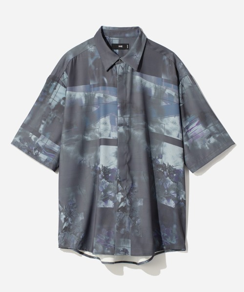 HARE（ハレ）の「モチーフコラージュプリントシャツ(HARE)（シャツ/ブラウス・メンズ・ホワイト/ブルー/ブラック・SMALL/MEDIUM）」の3枚目の写真