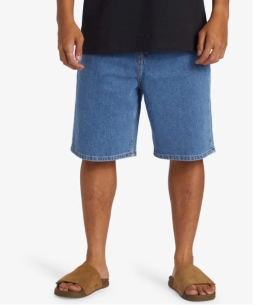Quiksilver（クイックシルバー）の「SATURN BAGGY DENIM S/クイックシルバーデニムショーツ（デニムパンツ・メンズ・ネイビー・32inch/28inch/30inch/34inch）」の5枚目の写真