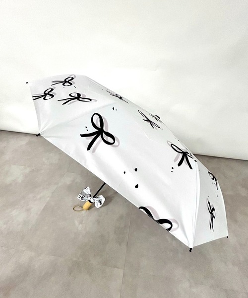 Made in I(メイドインアイ)の「日傘/雨傘兼用 リボン柄アンブレラ(折りたたみ傘・レディース・ホワイト・FREE)」の9枚目の写真