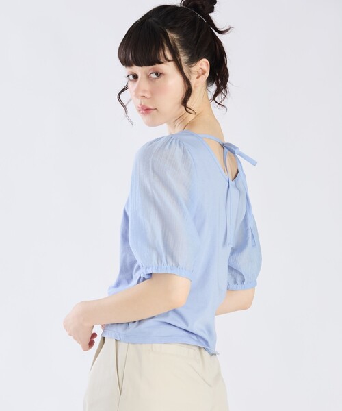 To b. by agnes b.(トゥービーバイアニエスベー)の「シアースリーブTシャツ(Tシャツ/カットソー・レディース・ブルー・40/38)」の4枚目の写真