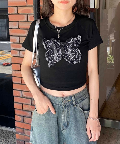 NANEA(ナネア)の「バタフライ刺繍ワッペンクロップドTシャツ(Tシャツ/カットソー・レディース・ホワイト/ブラック/カーキ・SMALL/MEDIUM/LARGE)」の22枚目の写真