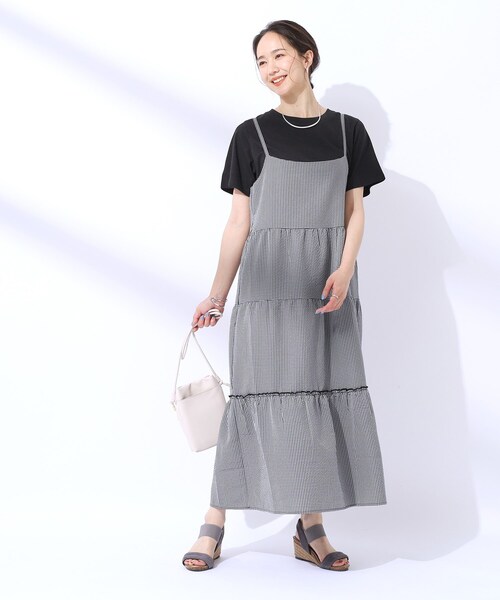 SHOO・LA・RUE（シューラルー）の「◆【洗える】やっぱりこれが使える！ プレーンTシャツ（Tシャツ/カットソー・レディース・ホワイト/ブラック/ライトベージュ・02/03/04）」の12枚目の写真