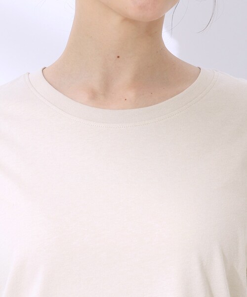 SHOO・LA・RUE（シューラルー）の「◆【洗える】やっぱりこれが使える！ プレーンTシャツ（Tシャツ/カットソー・レディース・ホワイト/ブラック/ライトベージュ・02/03/04）」の22枚目の写真