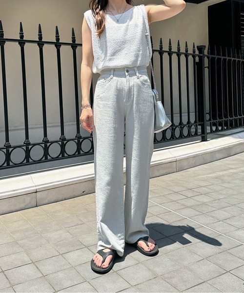 LE MORE(リモア)の「ボートネックタンクニット(タンクトップ・レディース・アイボリー/ベージュ/チャコール・FREE)」の4枚目の写真