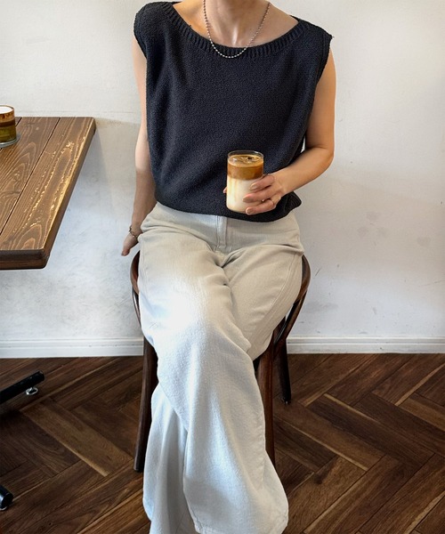 LE MORE(リモア)の「ボートネックタンクニット(タンクトップ・レディース・アイボリー/ベージュ/チャコール・FREE)」の22枚目の写真