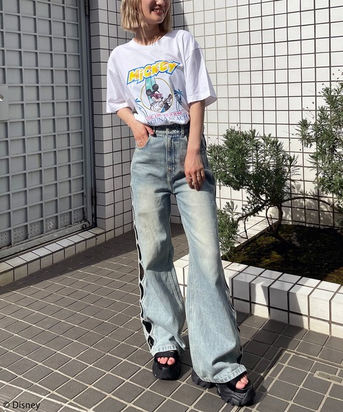 4GEEKS BY SPIRALGIRL（フォーギークスバイスパイラルガール）の「【Disney/ディズニー/ミッキーマウス】ヴィンテージ風ピグメントTシャツ（Tシャツ/カットソー・レディース・ネイビー/ホワイト・FREE）」の3枚目の写真