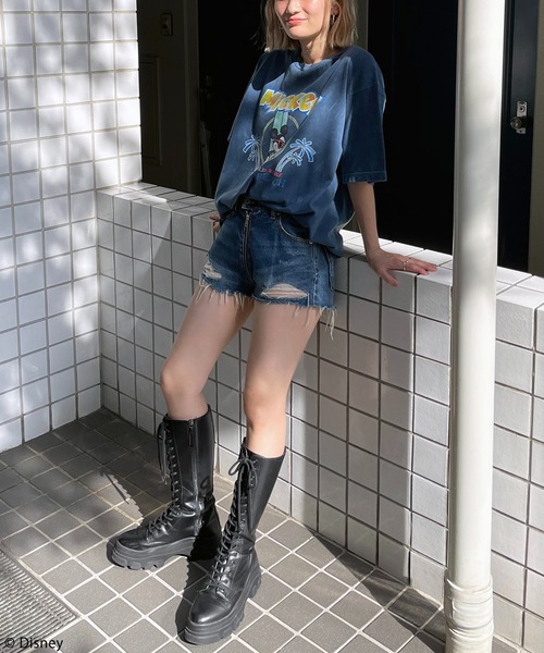 4GEEKS BY SPIRALGIRL（フォーギークスバイスパイラルガール）の「【Disney/ディズニー/ミッキーマウス】ヴィンテージ風ピグメントTシャツ（Tシャツ/カットソー・レディース・ネイビー/ホワイト・FREE）」の5枚目の写真