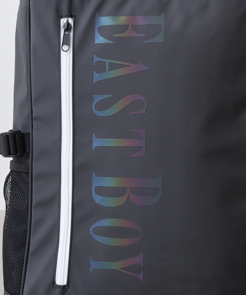 EASTBOY(イーストボーイ)の「EASTBOY オーロラプリントスクエアリュック(バックパック/リュック・メンズ・ブラック×ホワイト/ブラック×ブラック・FREE)」の8枚目の写真